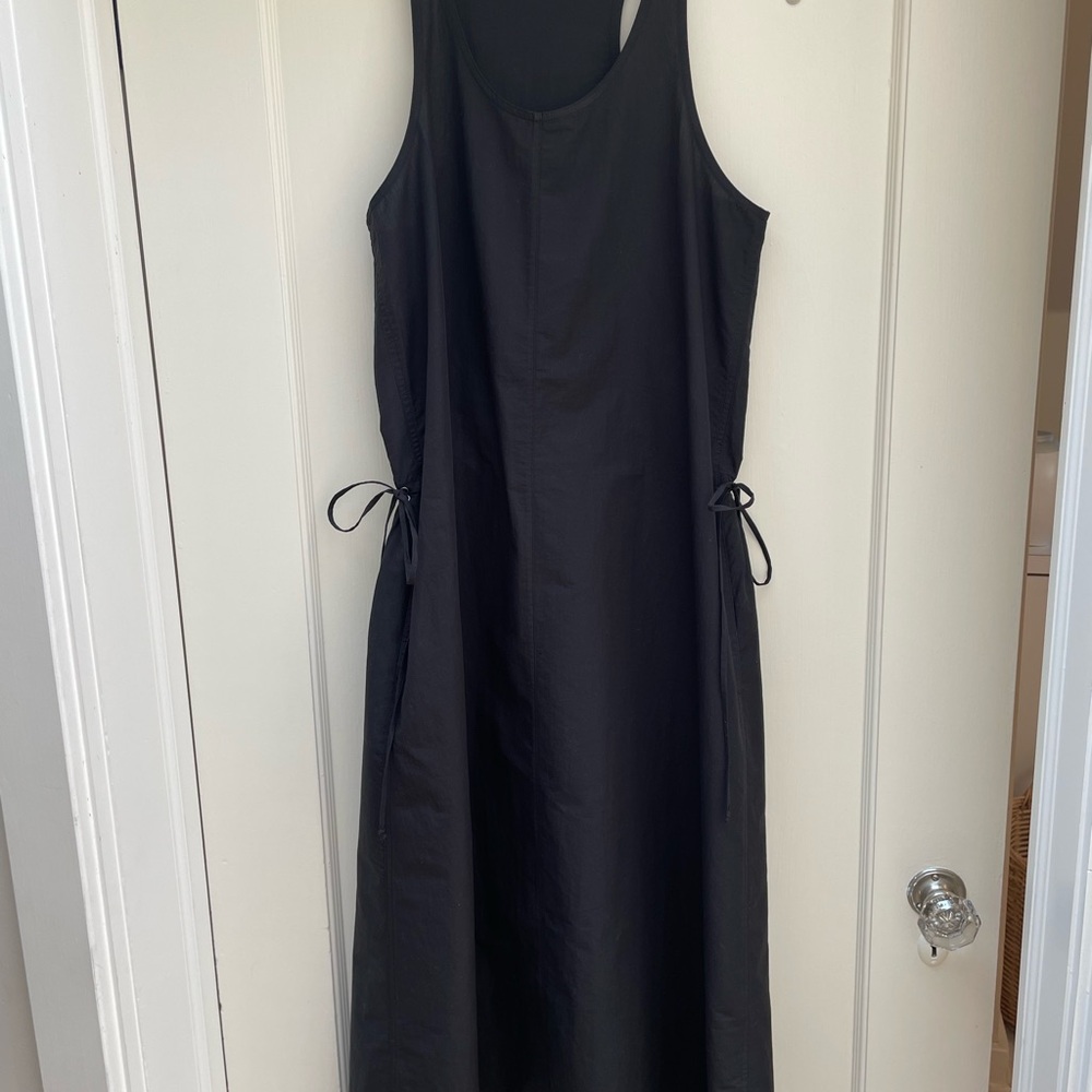 6397 Women’s Utility Dress in black